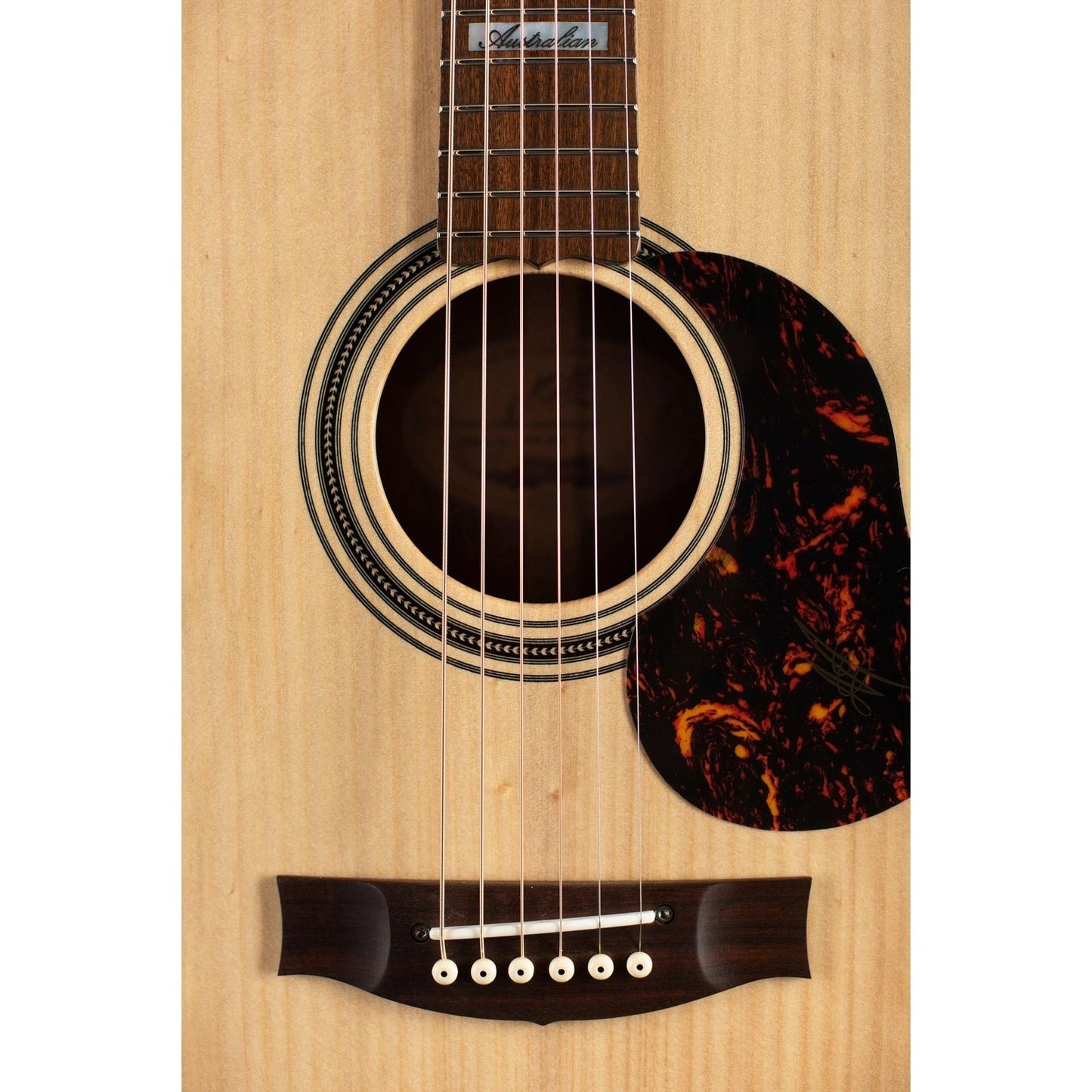 Maton EA808