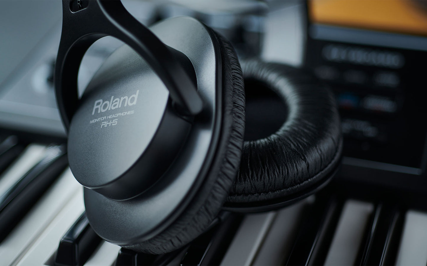 Roland RH-5 Monitor Headphones